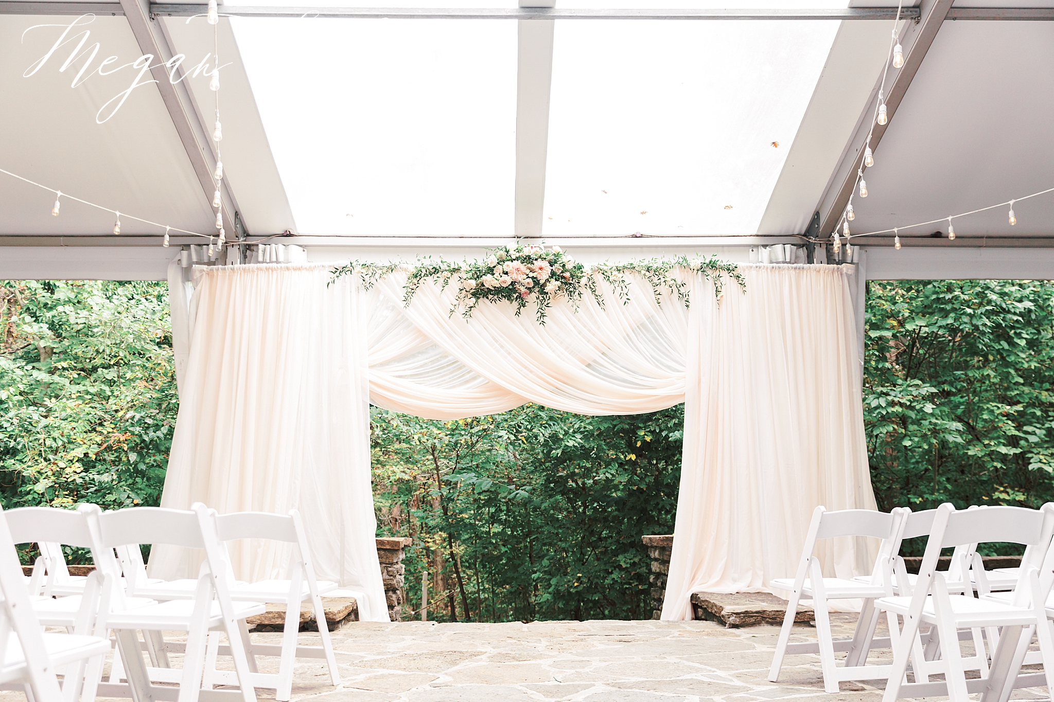 Outdoor Ceremony at Krippendorf Lodge