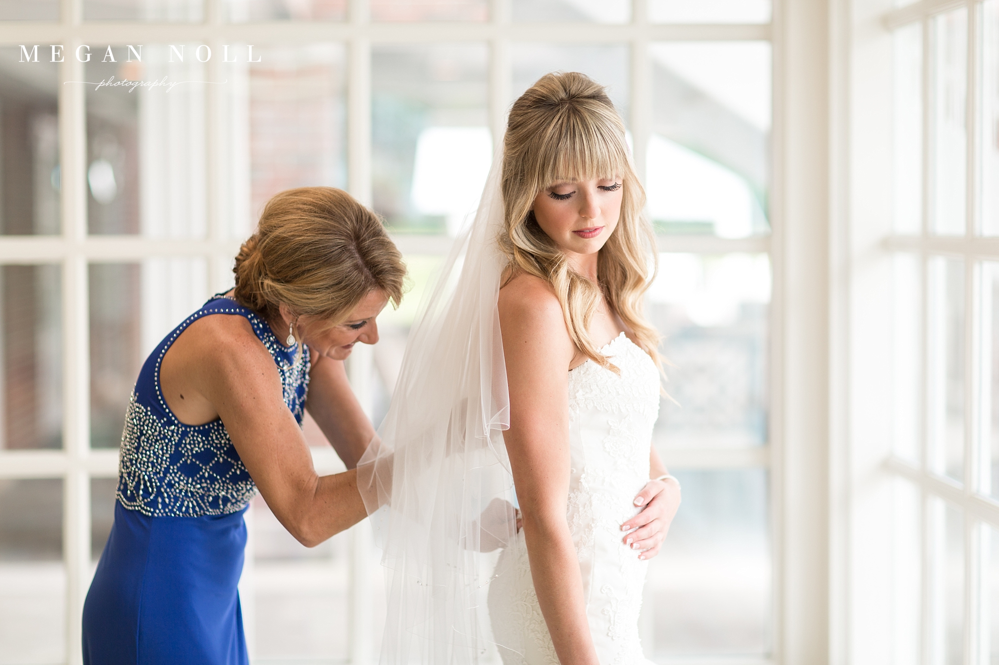 Getting Dressed, Mom helping bride into wedding dress, Indiana Wedding Photographer, Meridian Hills