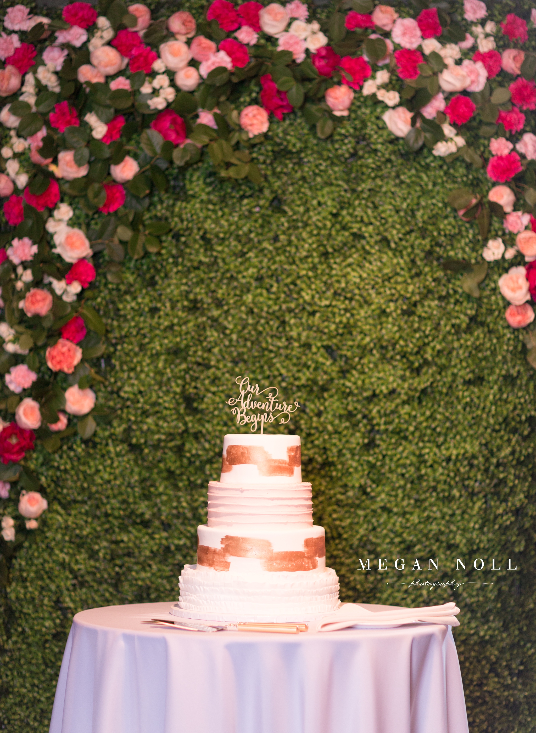 Floral Wall, Floralai, Woodward Theater, Wedding Reception