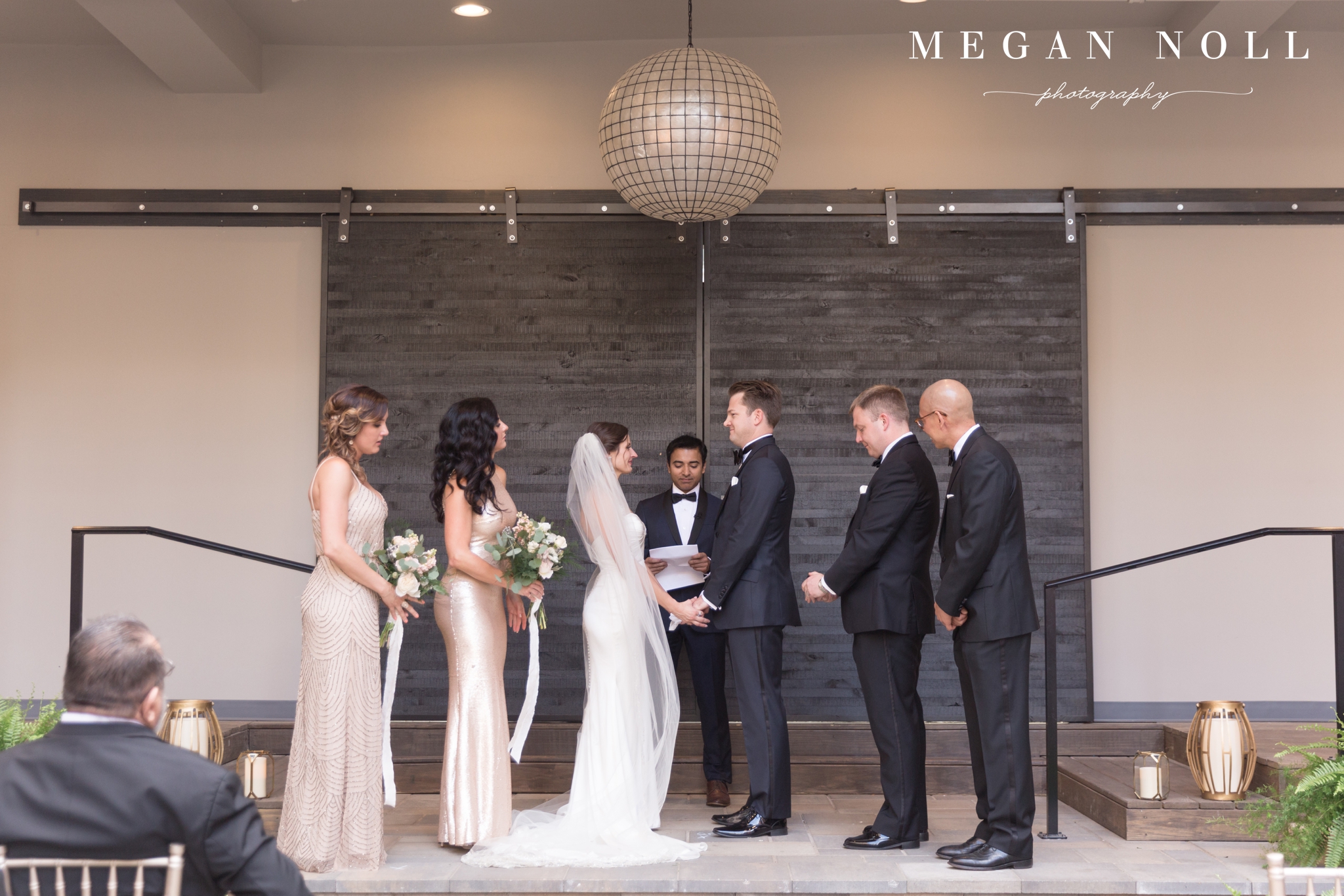 Wedding Ceremony at Hotel Covington, Megan Noll Photography, Cincinnati Wedding Photgrapher