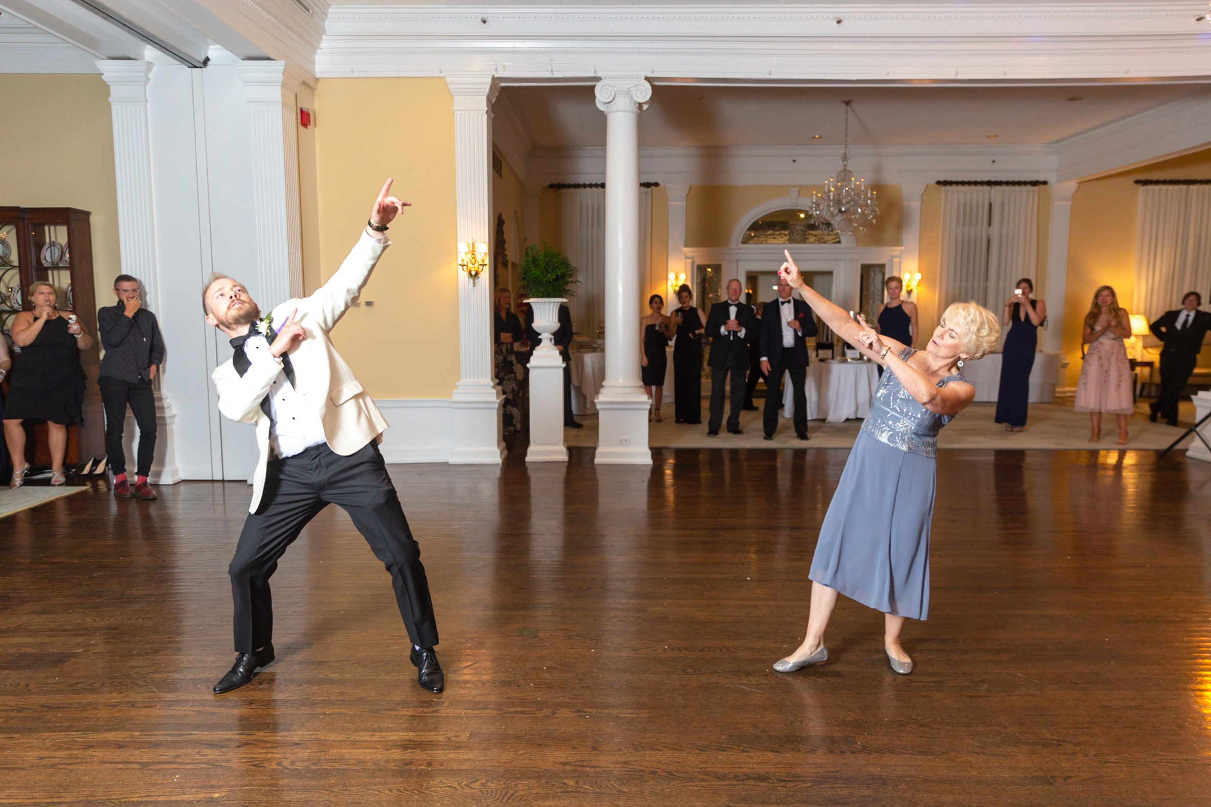 Surprise dance, Mother son dance, Cincinnati Wedding