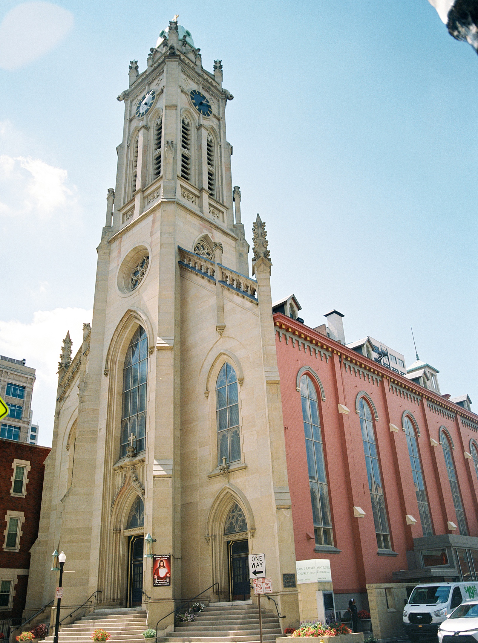 Exterior Picture of St. Xavier in Downtown Cincinnati before Wedding