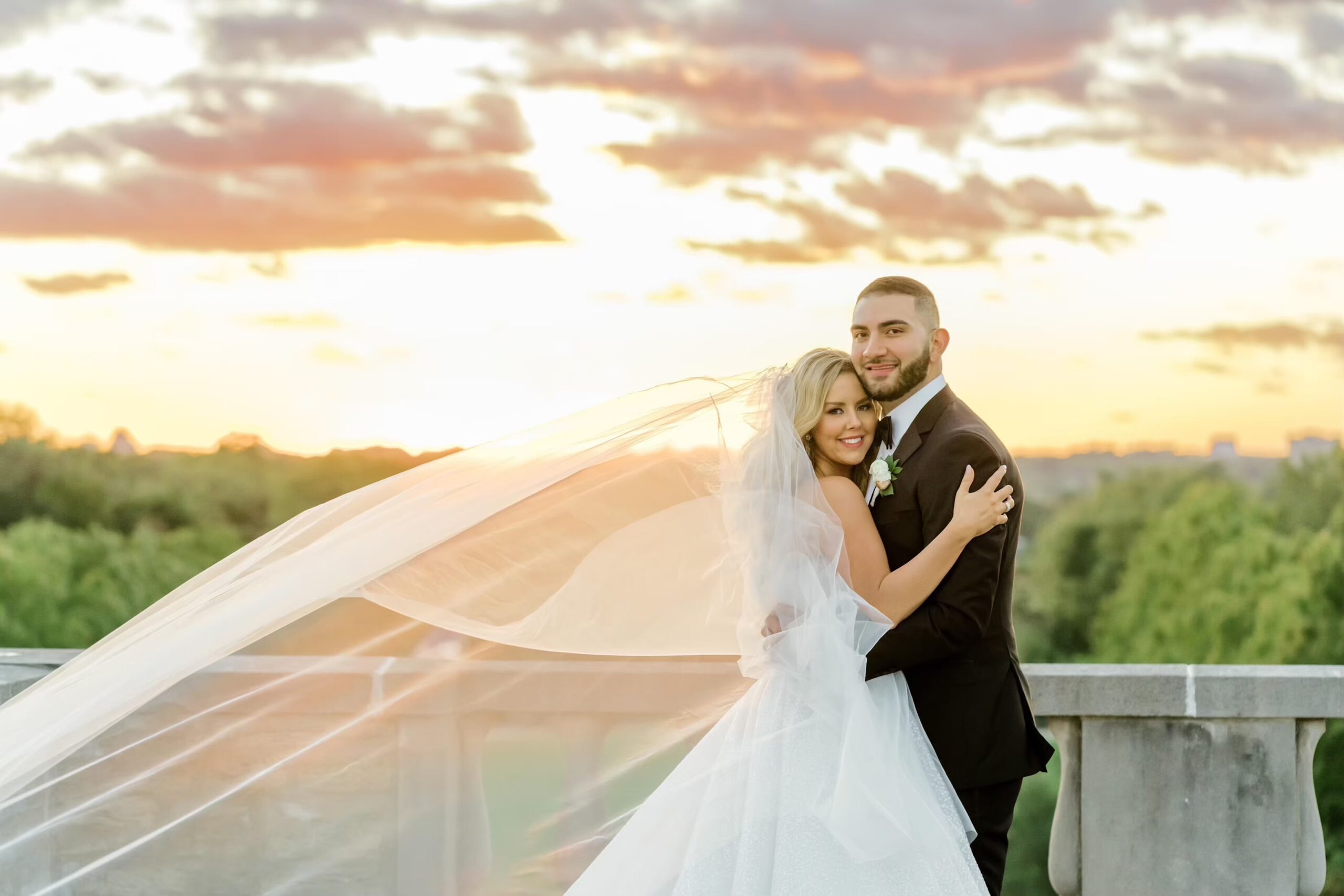 Bride and groom at sunset at Ault Park in Cincinnati