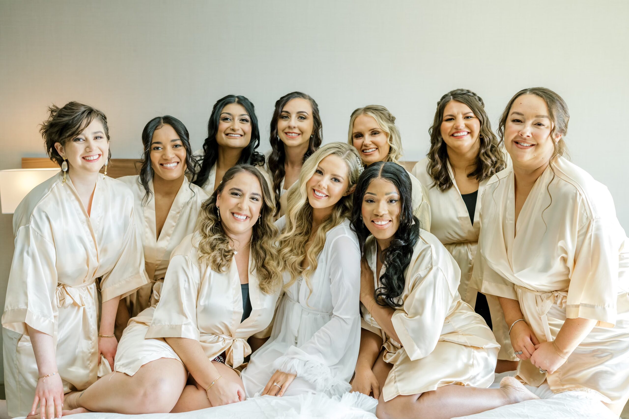 Bride and bridesmaids before the Ault Park wedding